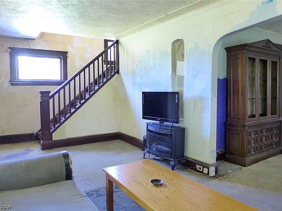 5th image of 5363 Bartlett Rd