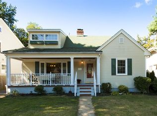 40 Forrest Ave, Rumson, NJ 07760