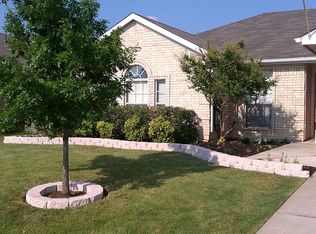 620 Sawyer Dr, Saginaw, TX 76179