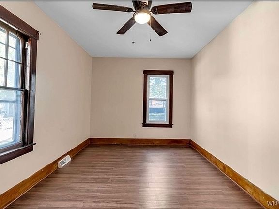 4th image of 137 Southside Pkwy #1