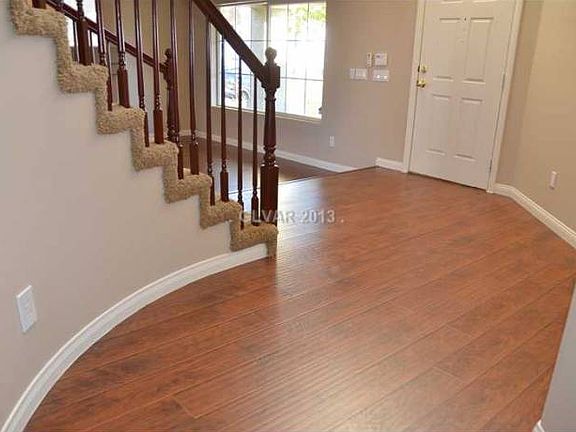 3rd image of 8220 Mountain Heather Ct
