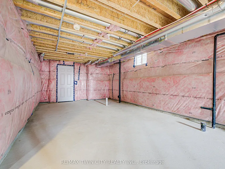 767 Queenston Blvd — Photo 39