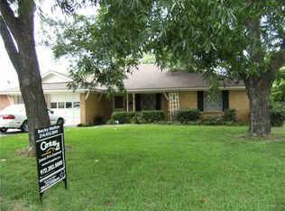 918 Canadian Cir, Grand Prairie, TX 75050