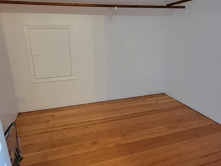 5112 SE Aldercrest Rd — Photo 10
