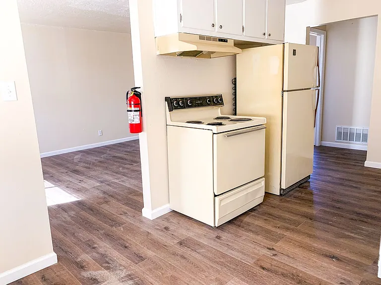 Apartment Homes in a Beautiful Community — Photo 5