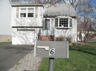 6 Cherokee Ave, Lake Hiawatha, NJ 07034