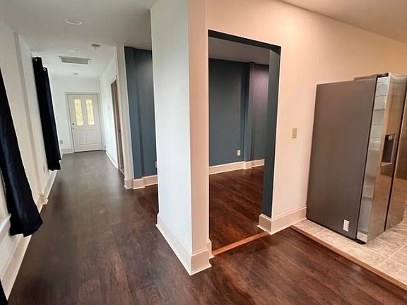 3rd image of 319 Deaderick Ave APT 102