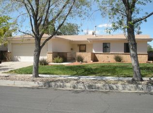 8413 Ironside Ave NE, Albuquerque, NM 87109
