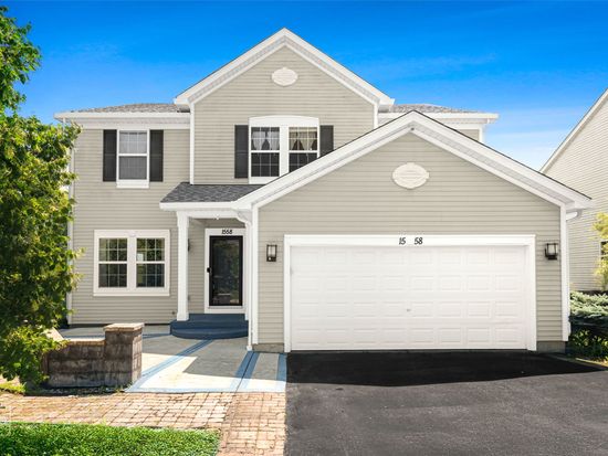 1558 Fox Sedge Trl, Woodstock, IL 60098