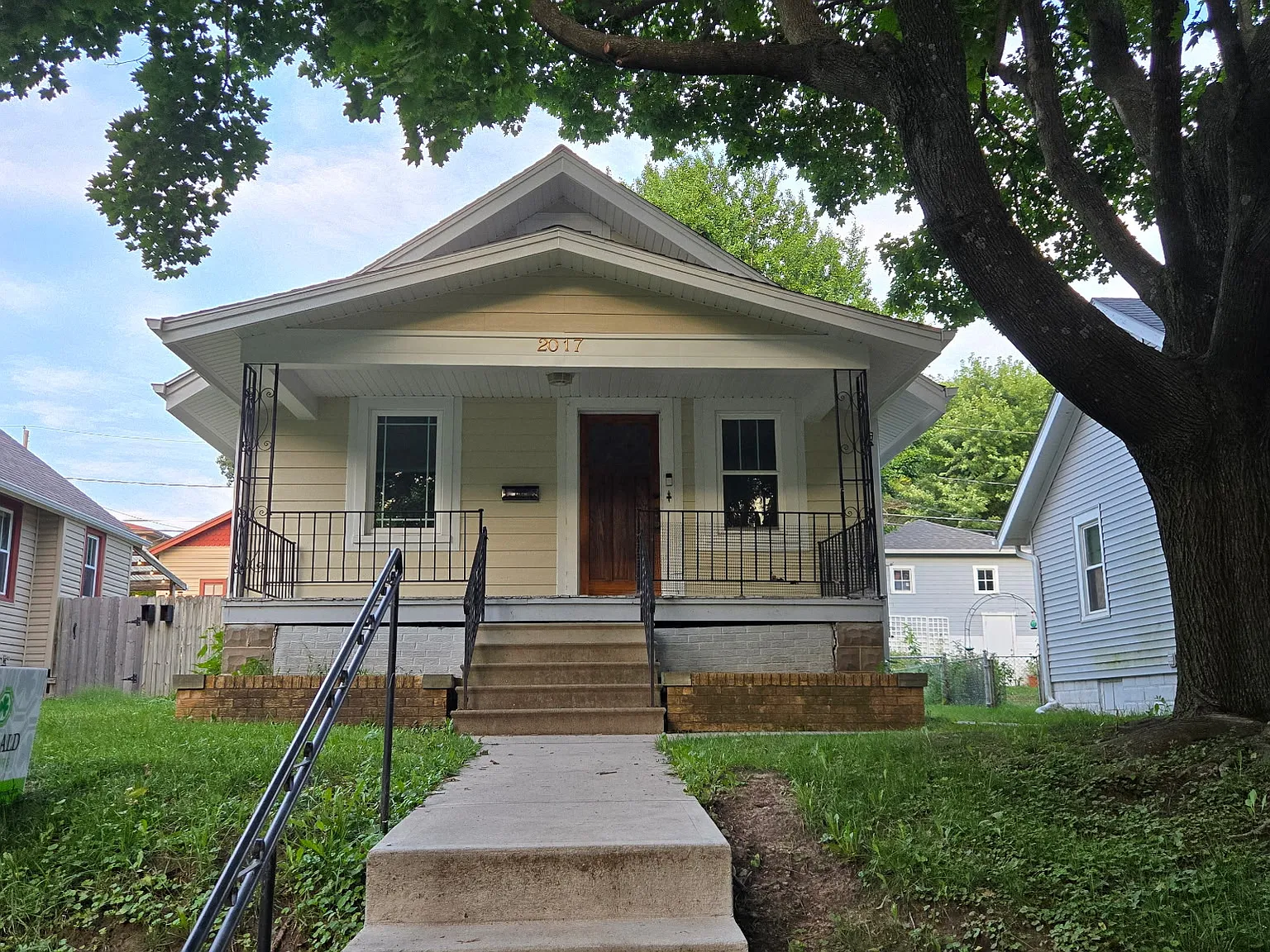 2 bed, 1116 sqft, $1,550 — Photo 1