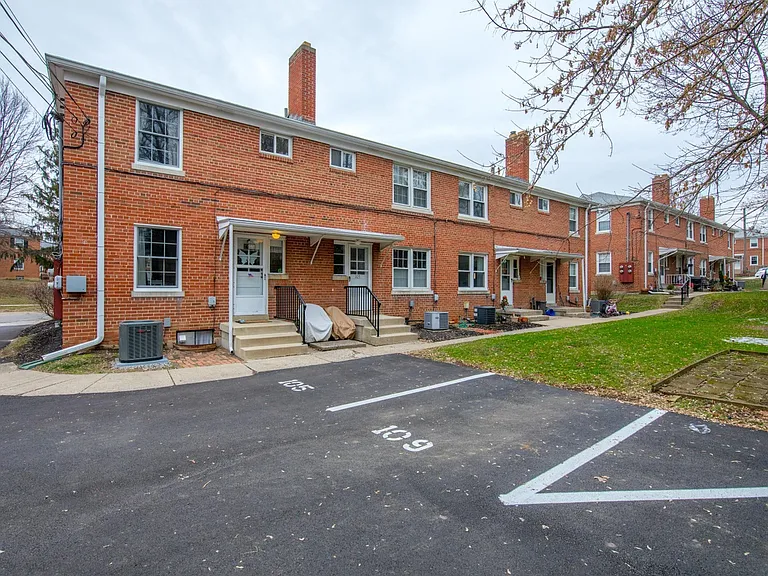 105 E Selby Blvd — Photo 23