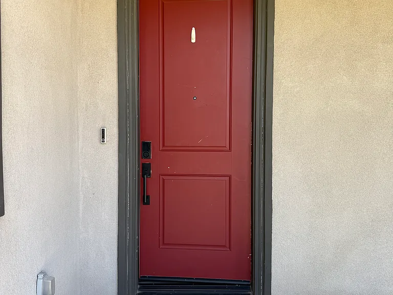 2592 E Embry Ln — Photo 21