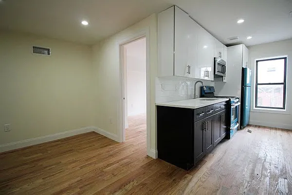 Rented by Blue Egg Realty Corp | media 19