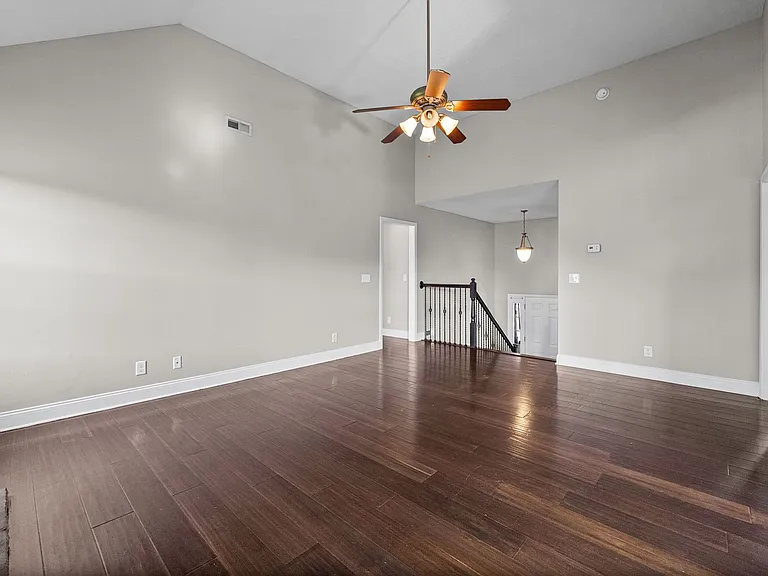 1290 Snowball Ln — Photo 7