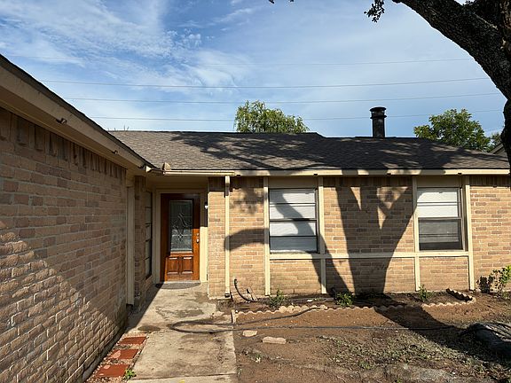 2nd image of 6830 Loch Langham Dr