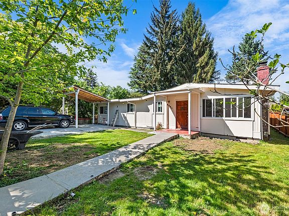 2nd image of 13721 37th Avenue NE