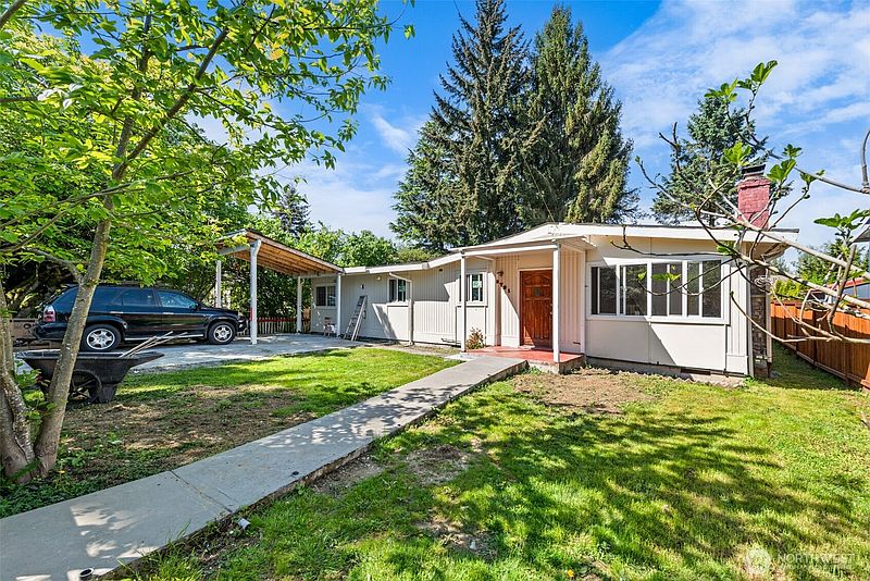2nd image of 13721 37th Avenue NE