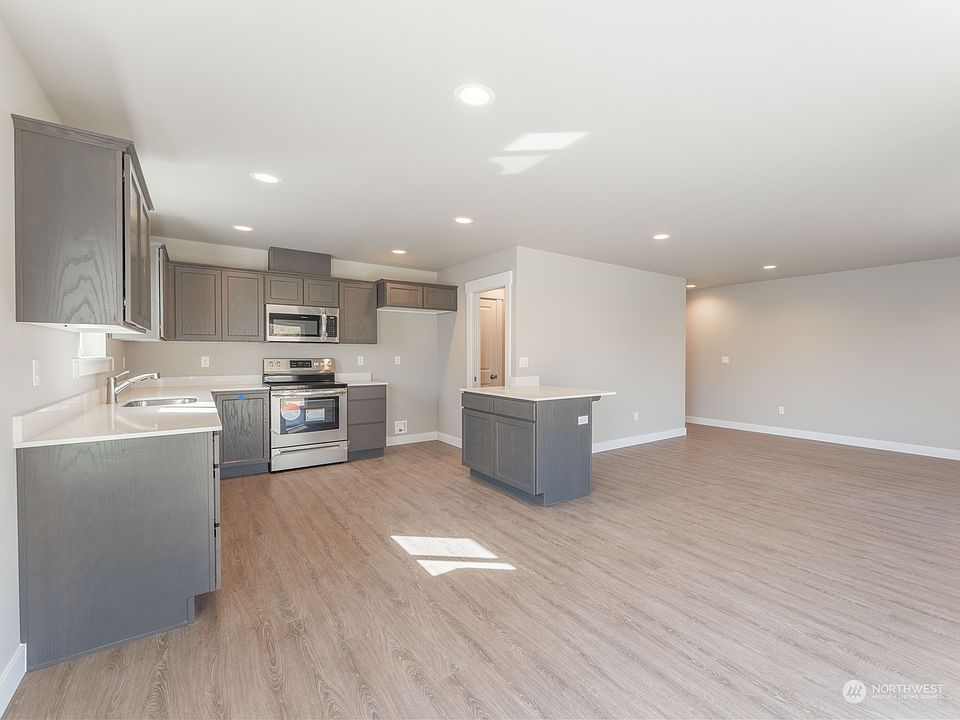 319 S Newark Loop, East Wenatchee, WA 98802 MLS 2198668 Zillow