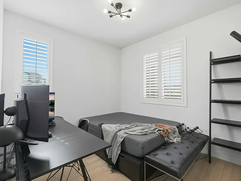 30994 Douglas Crest Cir — Photo 16