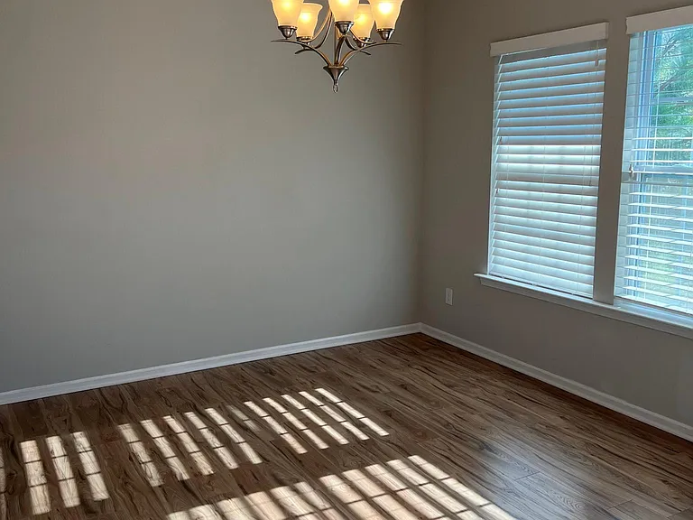 832 Ember Dr — Photo 12