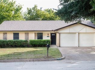 1708 Tobie Layne St, Benbrook, TX 76126