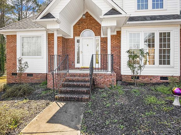 2nd image of 109 Charlestown Ct