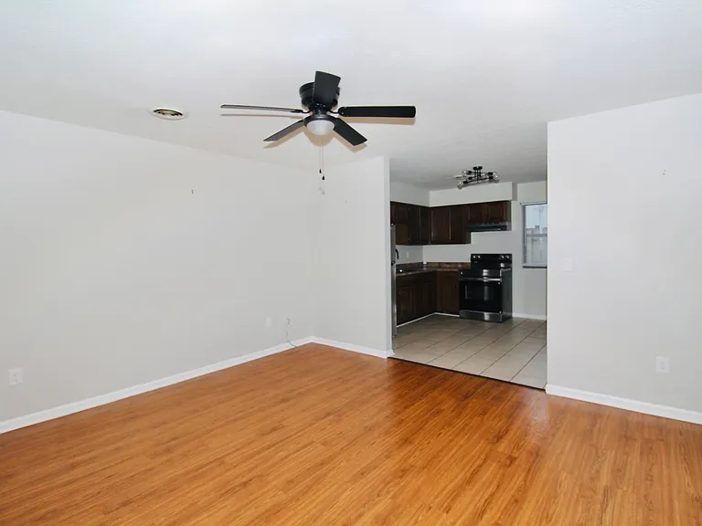 626 N 32nd St #1 — Photo 3