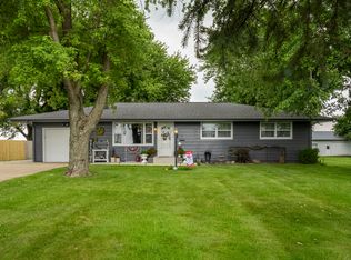 9677 N 1250 East Rd, Shirley, IL 61772