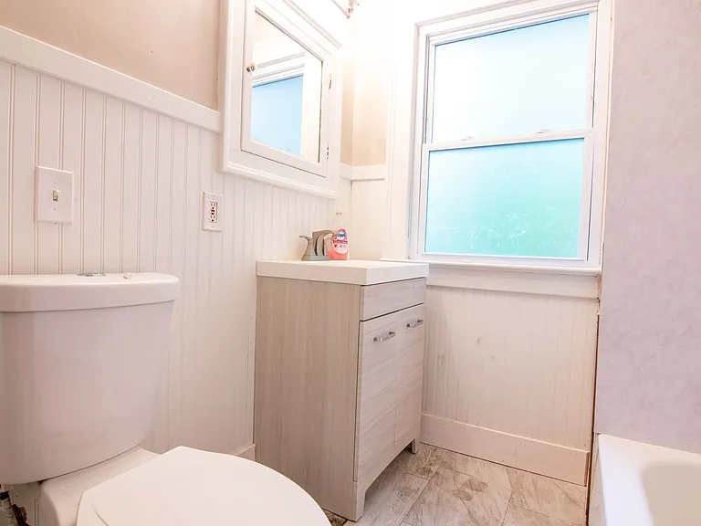 14441 Superior Rd #1 — Photo 10
