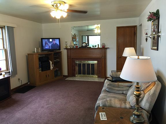 3rd image of 3338 Burr Oak Dr