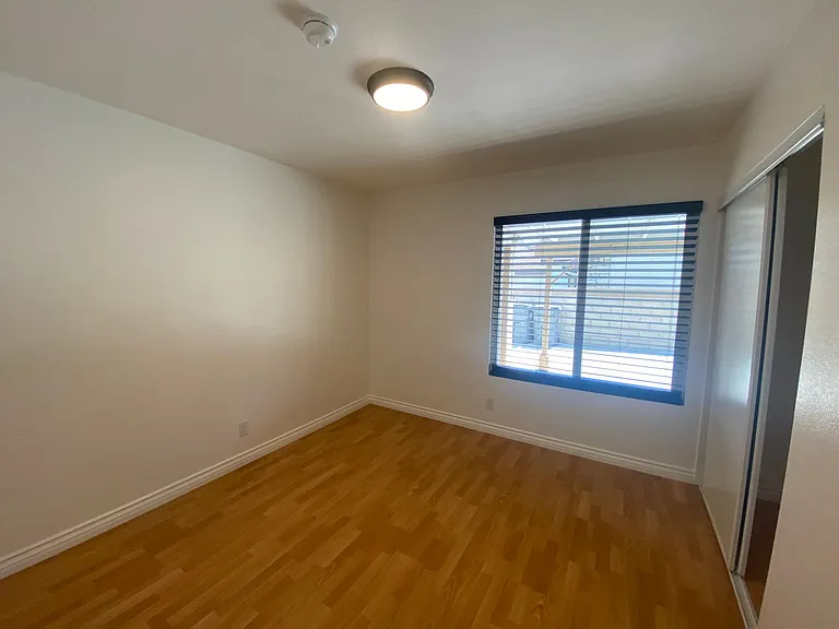5828 W Avenue L11 — Photo 11
