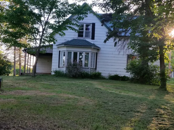 8221 85th Ave, Milaca, MN 56353