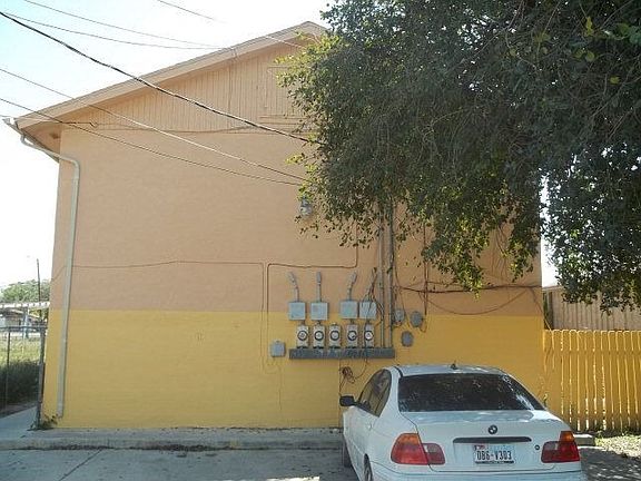 4th image of 608 S Standard Ave