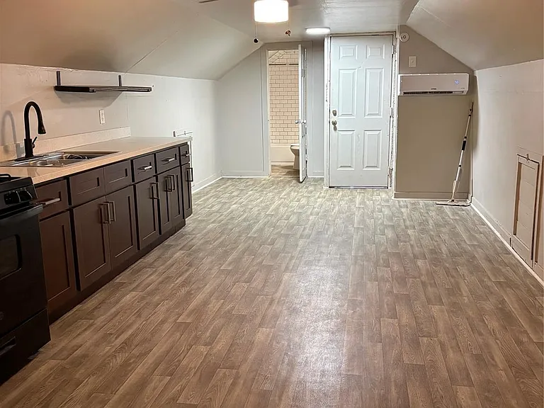 118 N Hagerman St — Photo 4