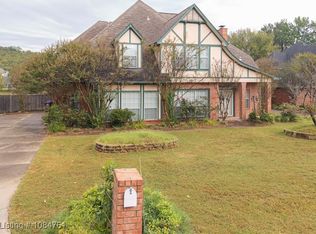 9005 Canterbury Cv, Fort Smith, AR 72903