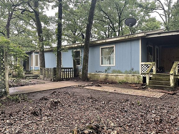 2nd image of 142 Twelve Oaks Cir
