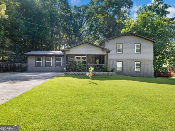 3274 Stanford Cir, Lawrenceville, GA 30044