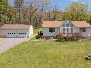 3280 NW Peppers Ferry Rd, Radford, VA 24141