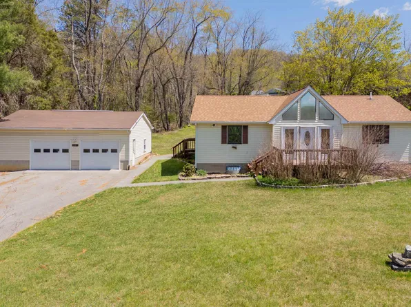 3280 NW Peppers Ferry Rd, Radford, VA 24141