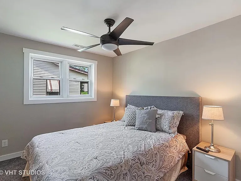 536 Ledochowski St — Photo 6