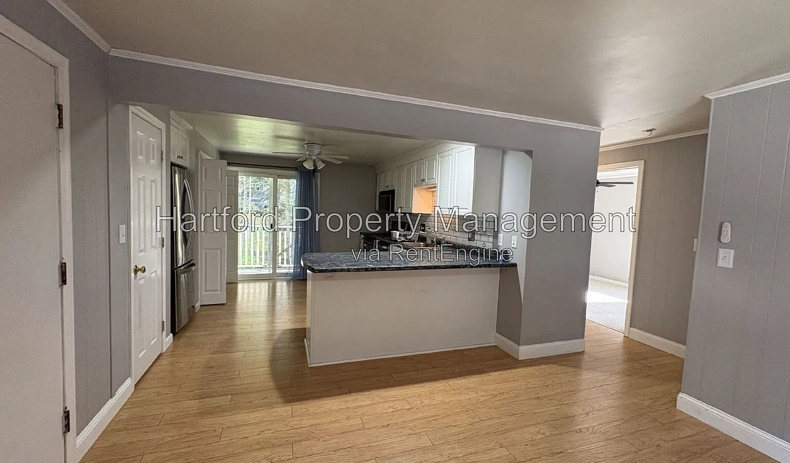 2 bed, 1.0 bath, 748 sqft, $2,250 — Photo 3