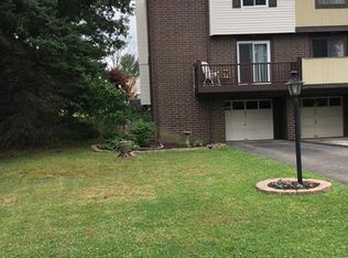 201 N Shenandoah Dr, Latrobe, PA 15650