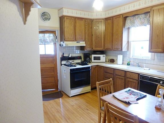 5th image of 3847 N Panama Ave