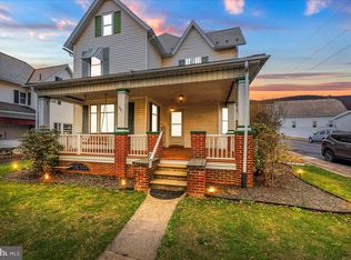 501 W Pennsylvania Ave, Pen Argyl, PA 18072