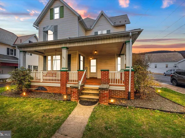 501 W Pennsylvania Ave, Pen Argyl, PA 18072