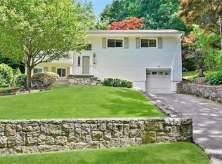 47 Pamela Ln, Valhalla, NY 10595