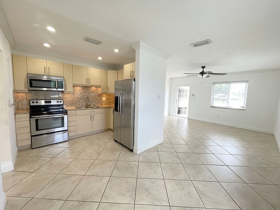 1st image of 1471 NW 37th Ave