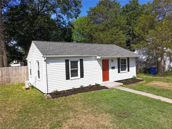 7707 Wickham Ave, Newport News, VA 23605