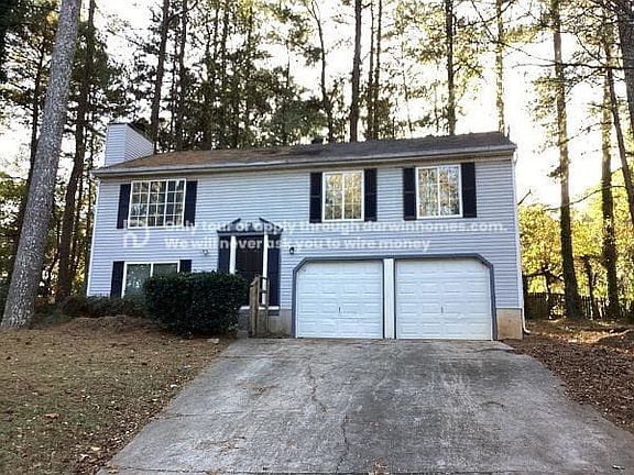 3rd image of 710 Stonehill Ct