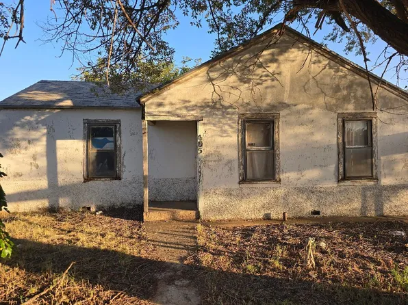 405 N 10th St, Lamesa, TX 79331
